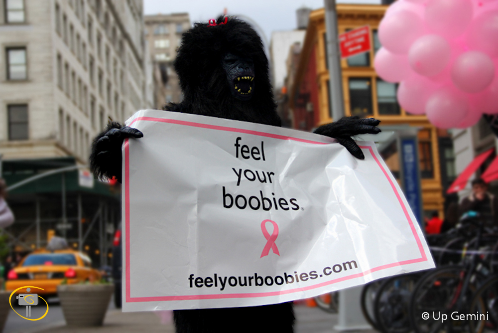 <!--:it-->Feel your boobies!<!--:--><!--:en-->Feel your boobies, it could save your life!<!--:-->