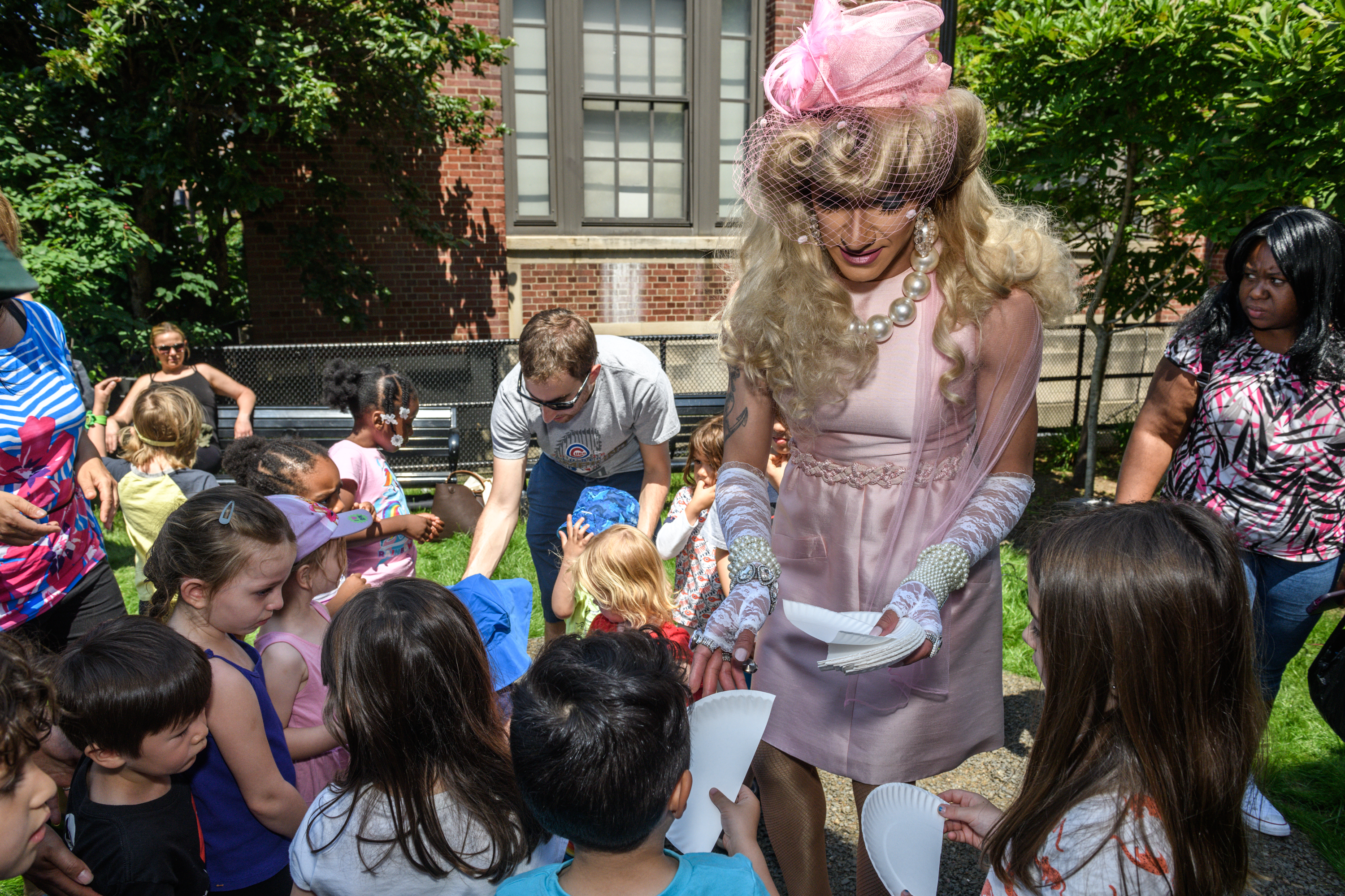 2018-New York-Drag Queen Story Hour-Witti Repartee and Lola Lemon at Park Slope Public Library